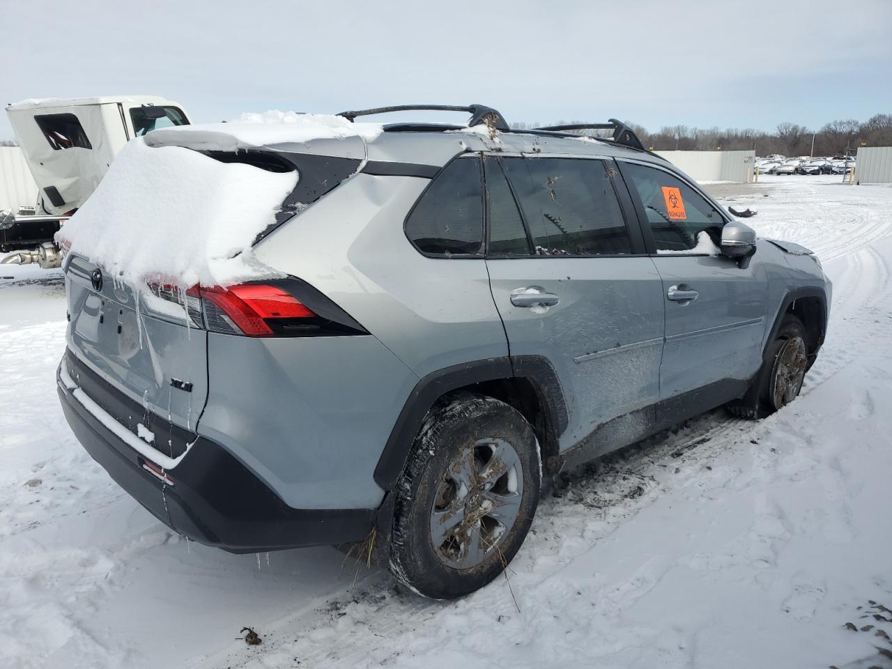 2024 TOYOTA RAV4 XLE VIN:2T3W1RFV0RW357041