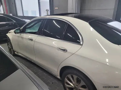 2019 Mercedes-Benz E 300 WDDZF4KB0KA591610 VIN:WDDZF4KB0KA591610