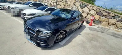 2019 Mercedes-Benz E 300 VIN: