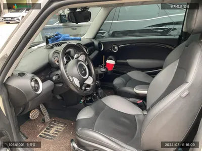 2017 MINI Cooper WMWMF7C54ATZ74030 VIN:WMWMF7C54ATZ74030