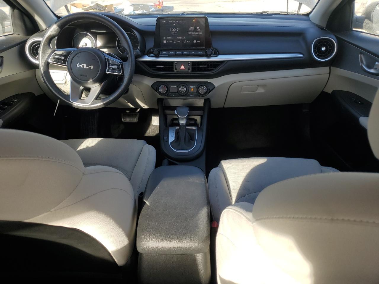 2023 KIA FORTE LX VIN:3KPF24AD6PE609902