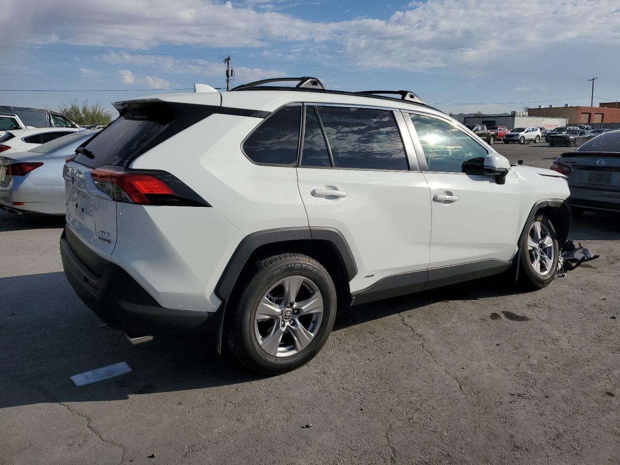 2023 TOYOTA RAV4 XLE VIN:JTMRWRFV2PD205738