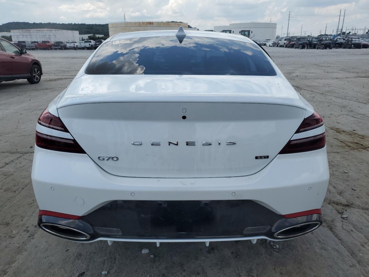 2022 GENESIS G70 BASE VIN:KMTG54TE7NU100743