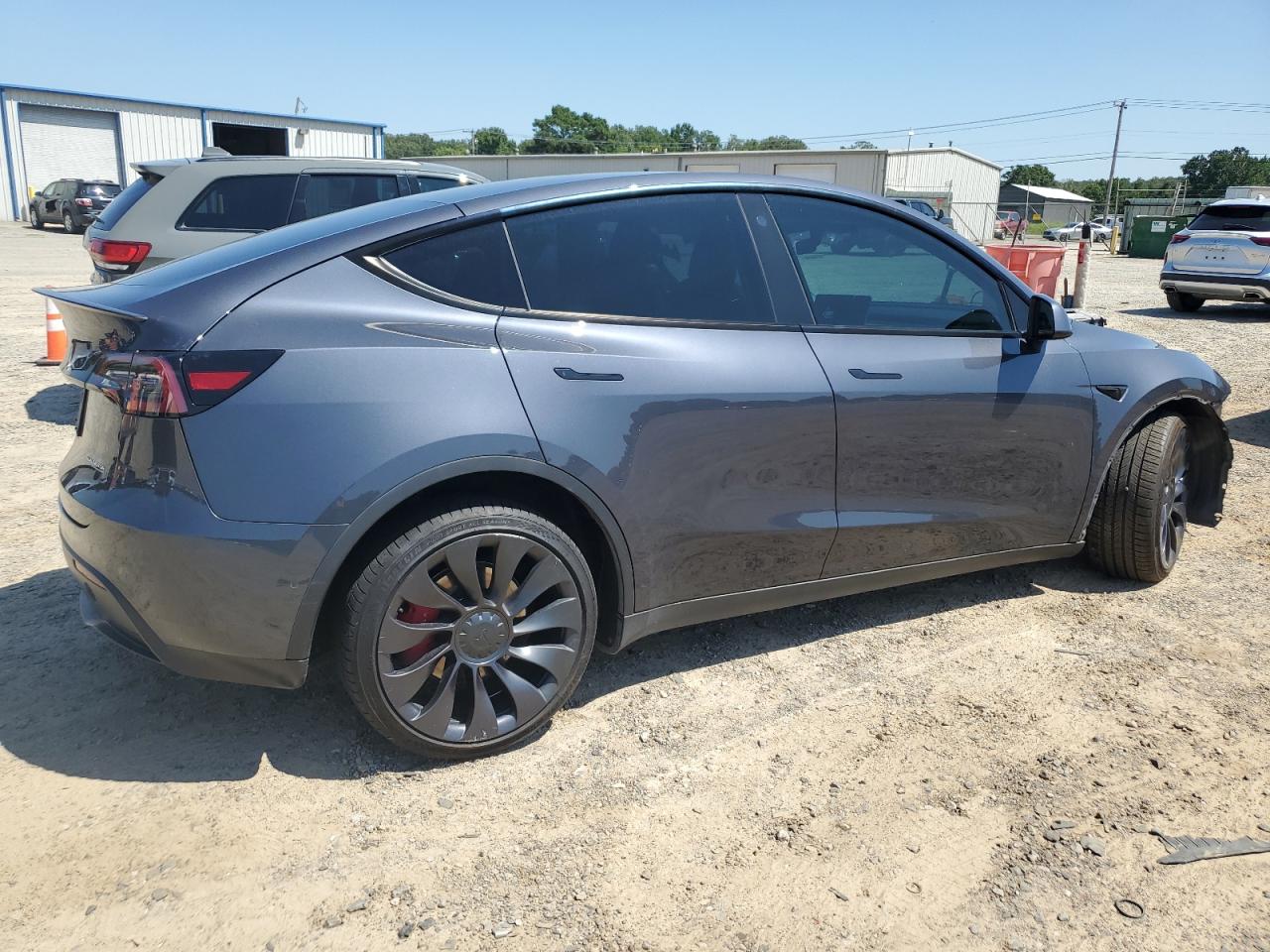 2022 TESLA MODEL Y  VIN:7SAYGDEF6NF378631