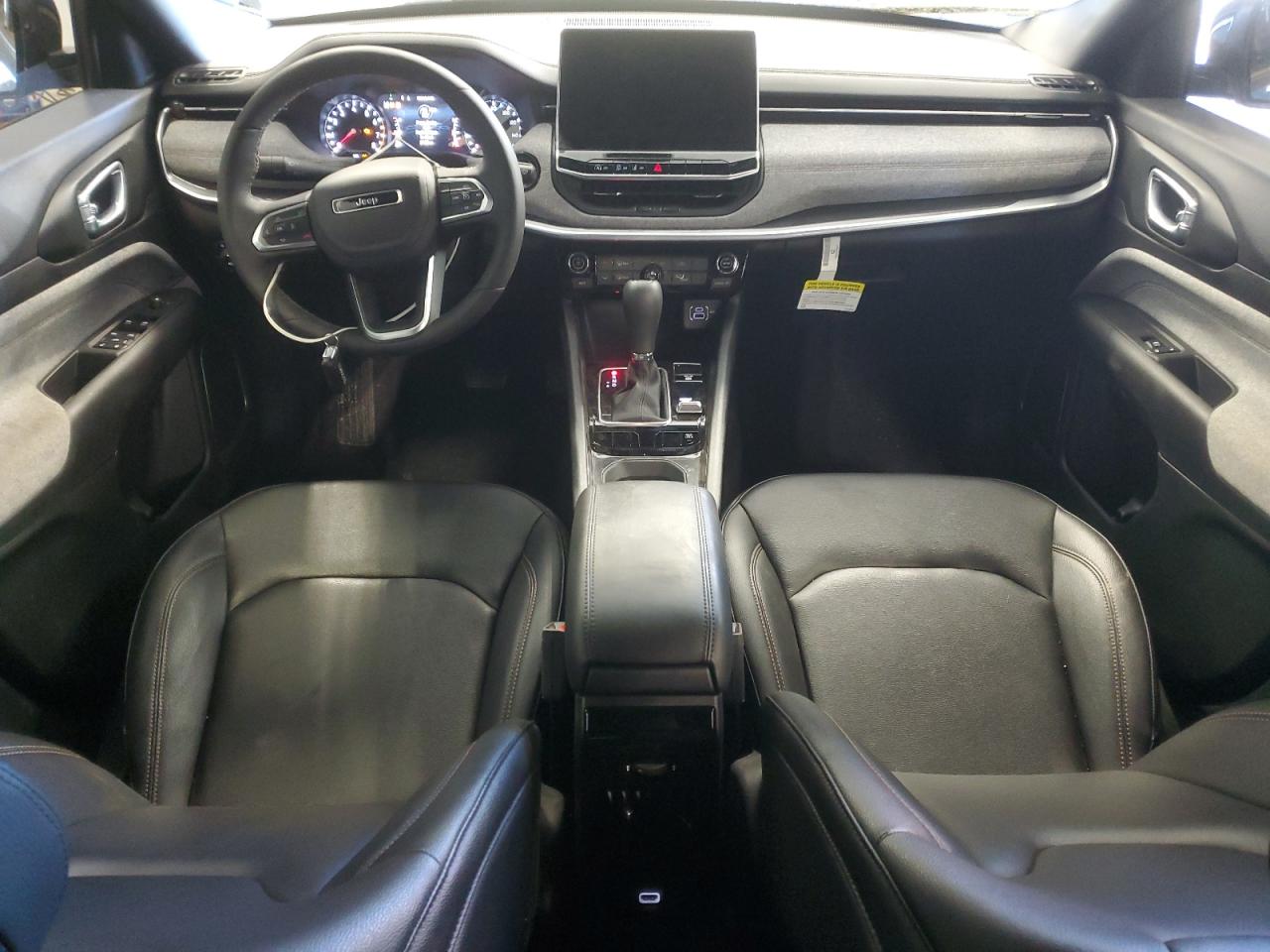 2024 JEEP COMPASS LATITUDE LUX VIN:3C4NJDFN5RT155253