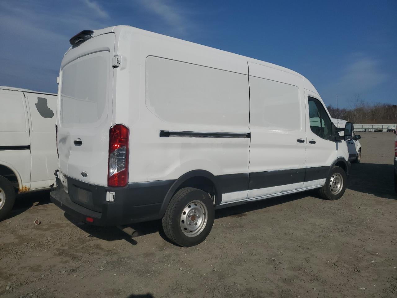 2022 FORD TRANSIT T-250 VIN:1FTBR1C82NKA17027