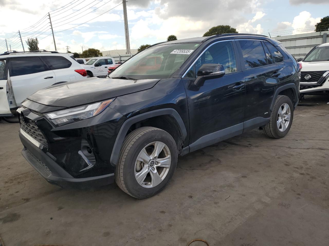 2022 TOYOTA RAV4 XLE VIN:JTMRWRFV2NJ055144