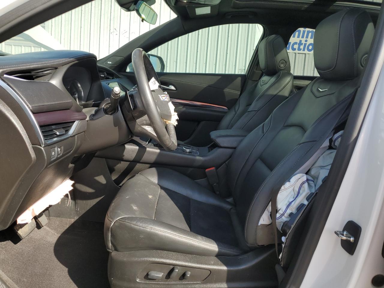 2023 CADILLAC XT4 LUXURY VIN:1GYAZAR42PF104271