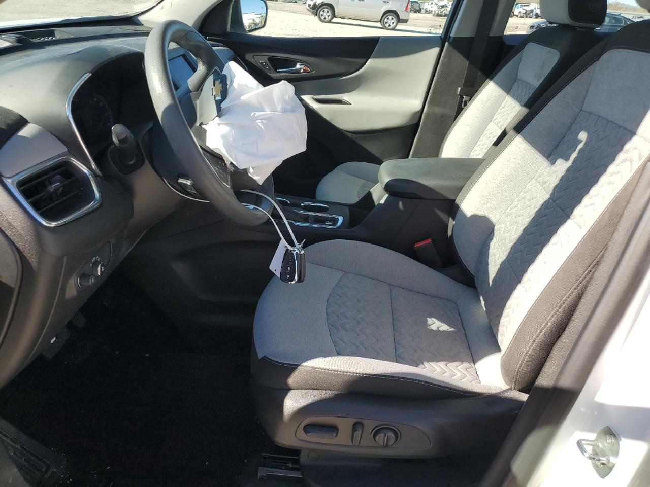 2022 CHEVROLET EQUINOX LS VIN:2GNAXHEV6N6123035