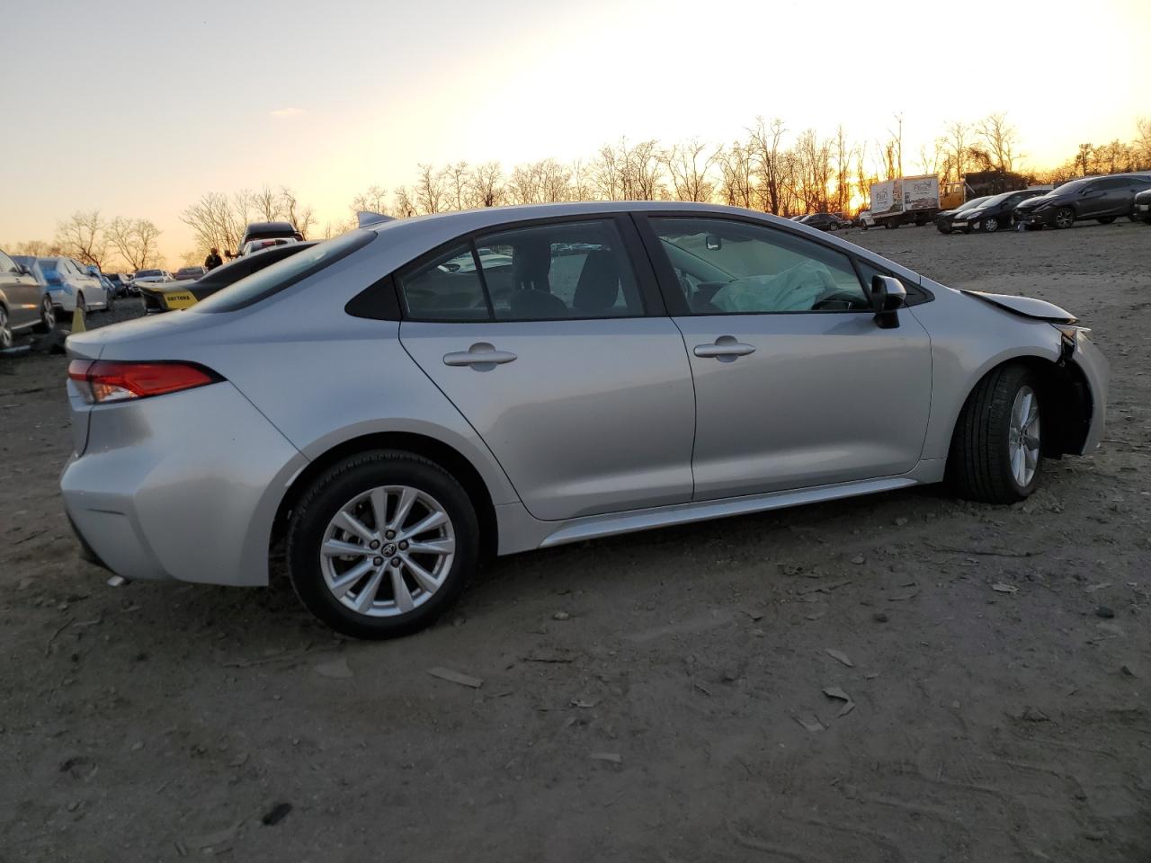 2024 TOYOTA COROLLA LE VIN:5YFB4MDE5RP175986