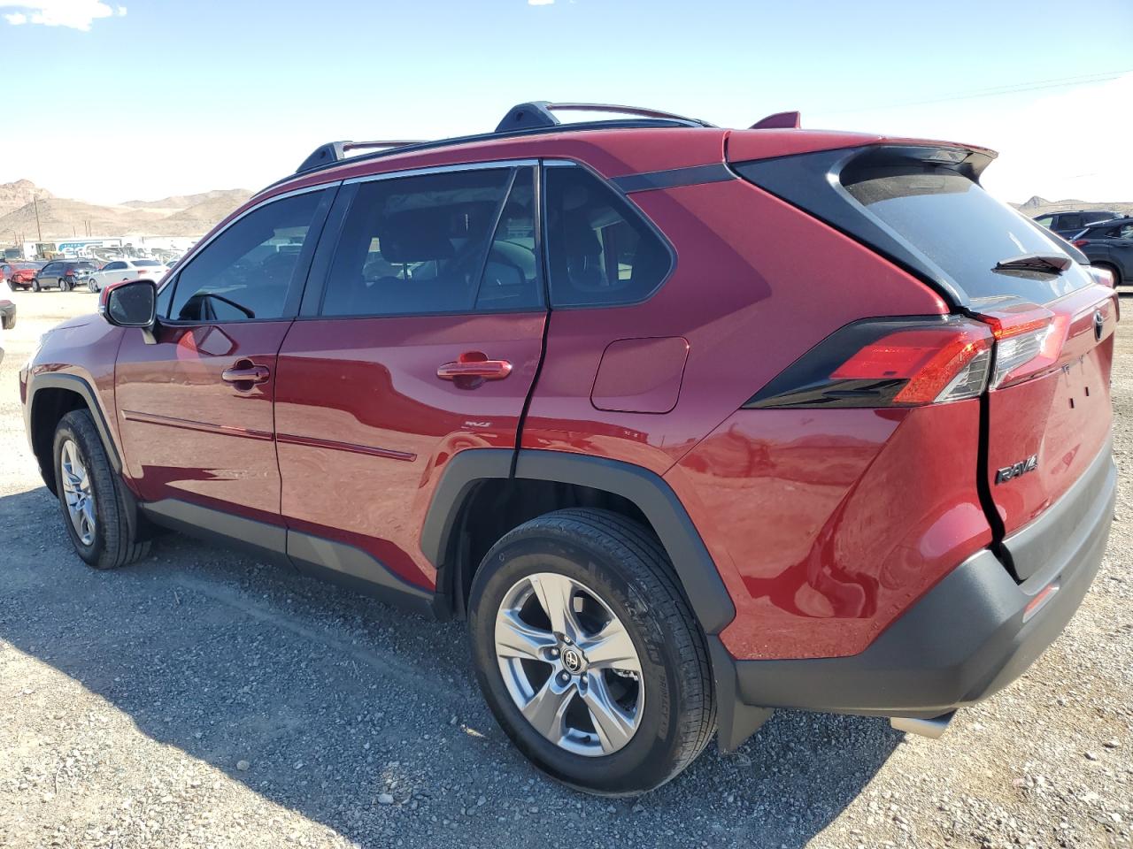 2022 TOYOTA RAV4 XLE VIN:2T3W1RFV4NW215575