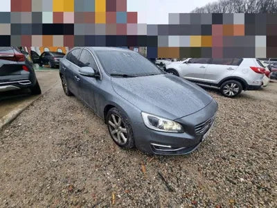 2018 Volvo S60 YV1FS79B0J2466713 VIN:YV1FS79B0J2466713