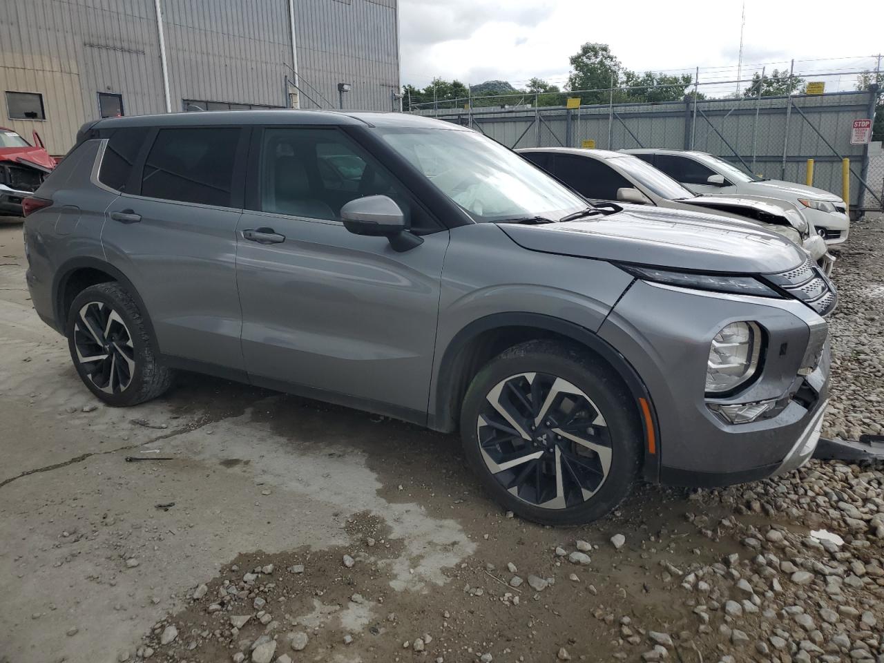2022 MITSUBISHI OUTLANDER SE VIN:JA4J4UA83NZ039067