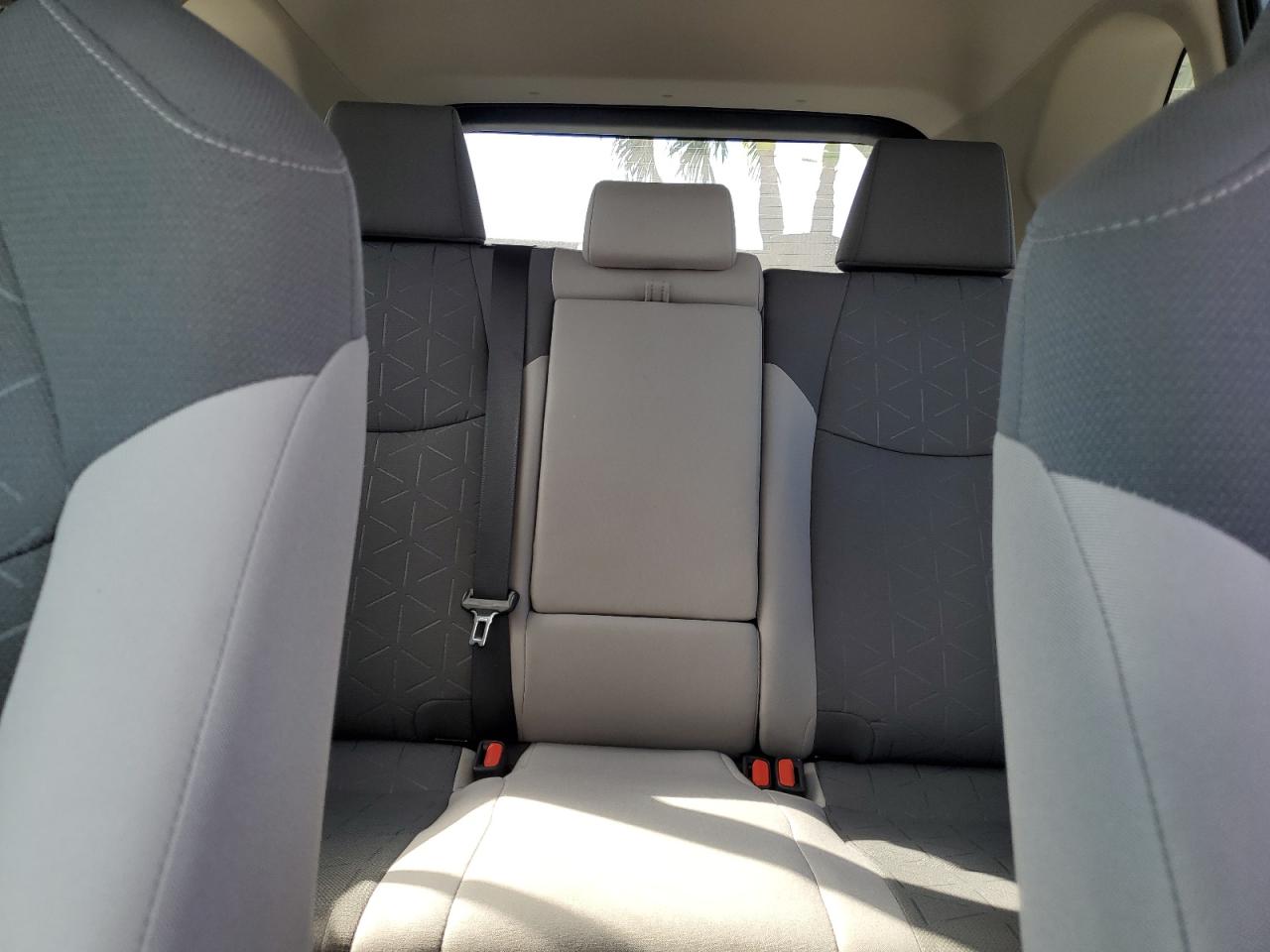 2022 TOYOTA RAV4 XLE VIN:2T3W1RFV9NC180338