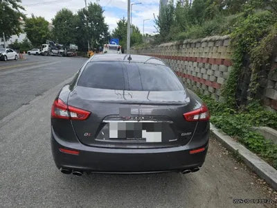 2015 maserati gibli VIN: