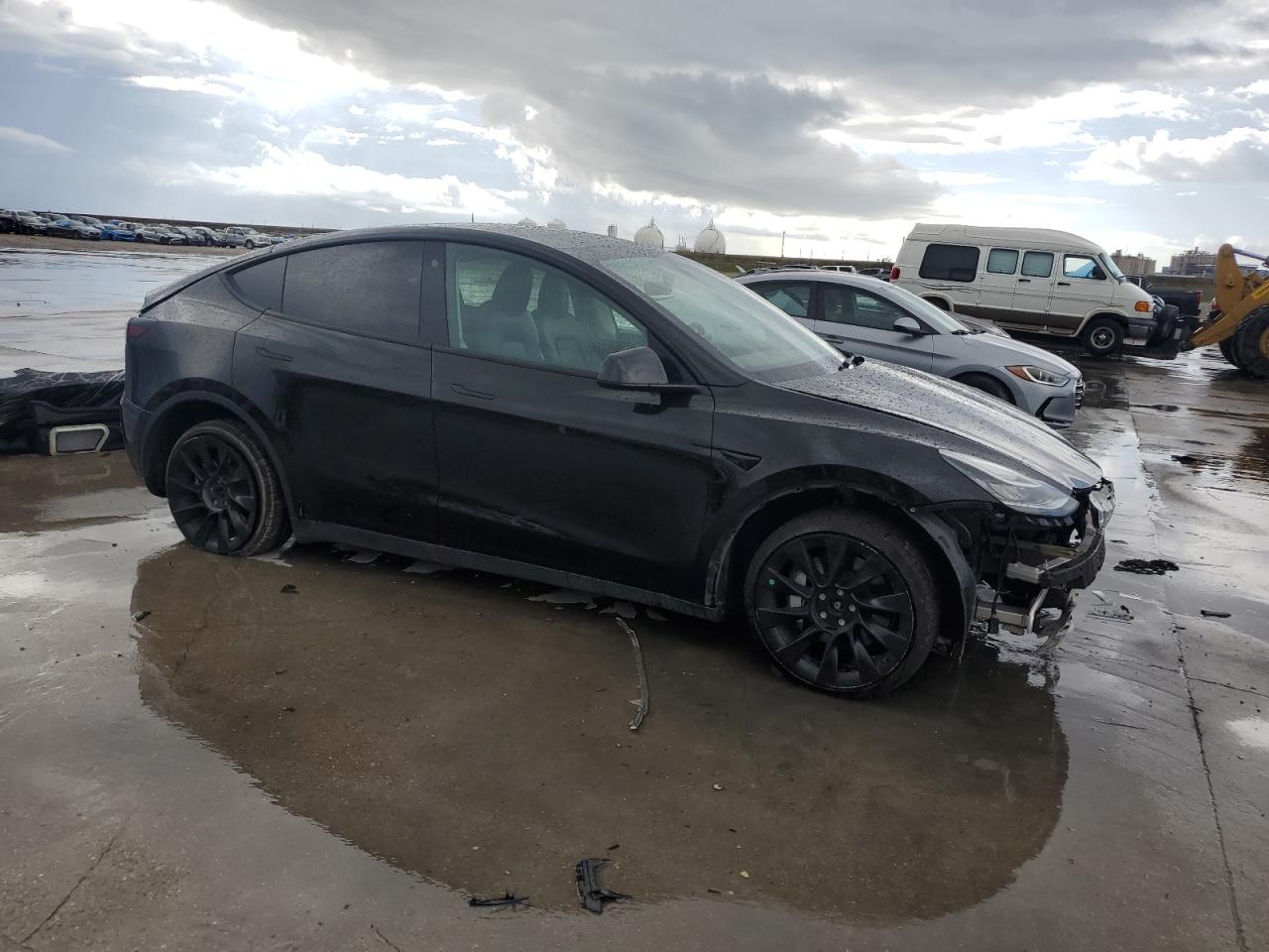 2022 TESLA MODEL Y  VIN:7SAYGDEE5NF337933