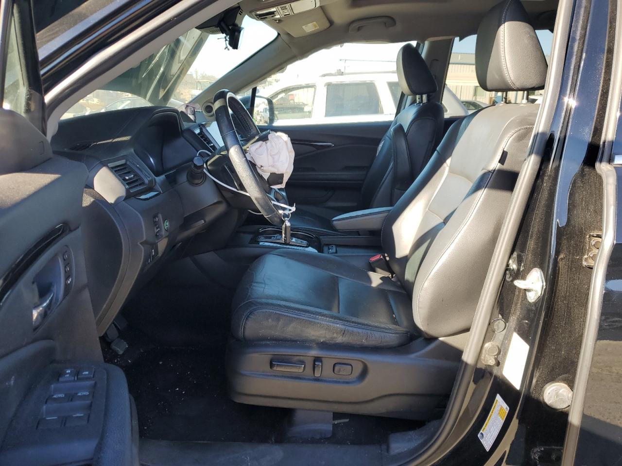 2022 HONDA PILOT TOURING VIN:5FNYF6H67NB000678