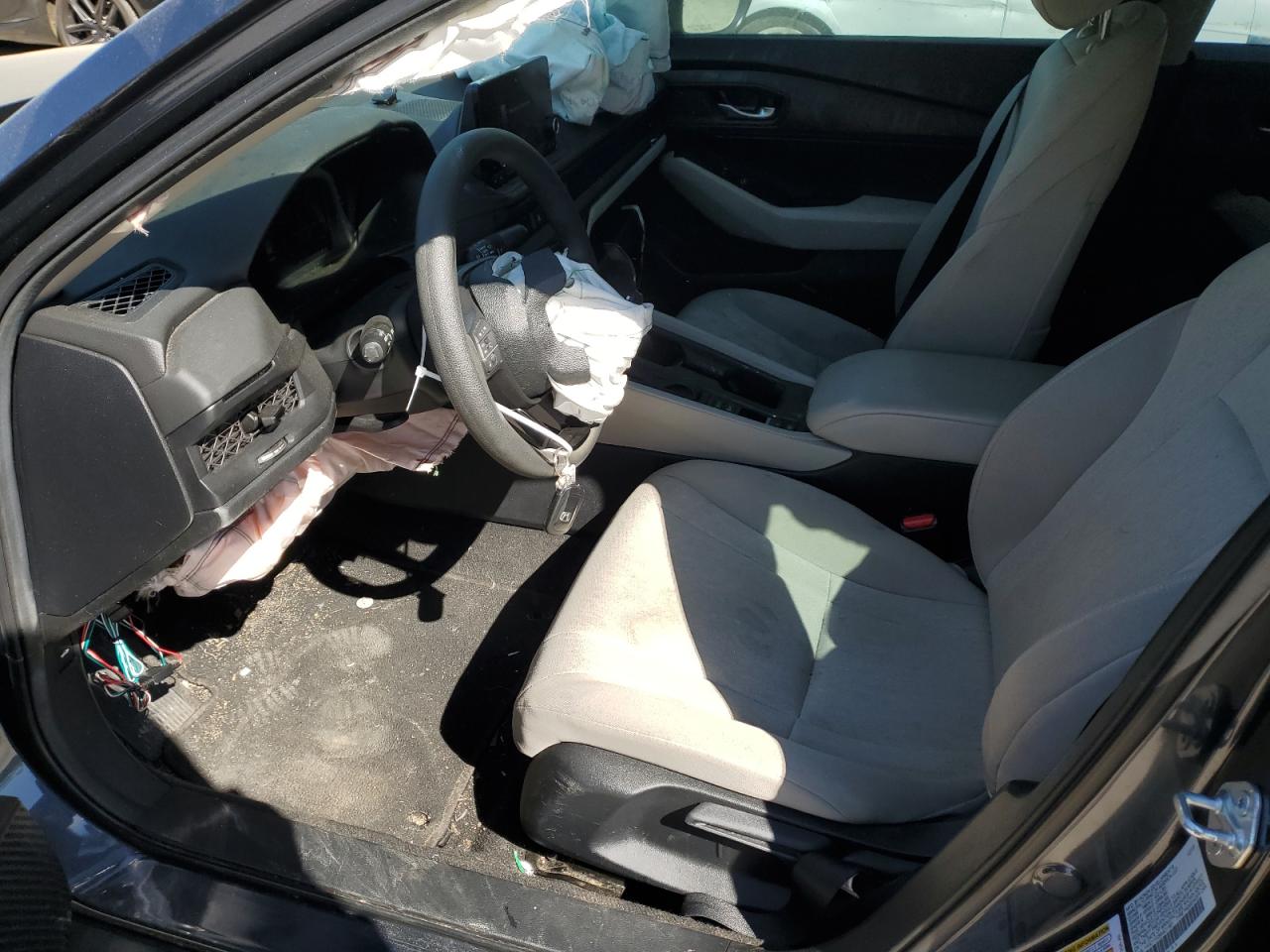 2024 HONDA ACCORD LX VIN:1HGCY1F29RA011981