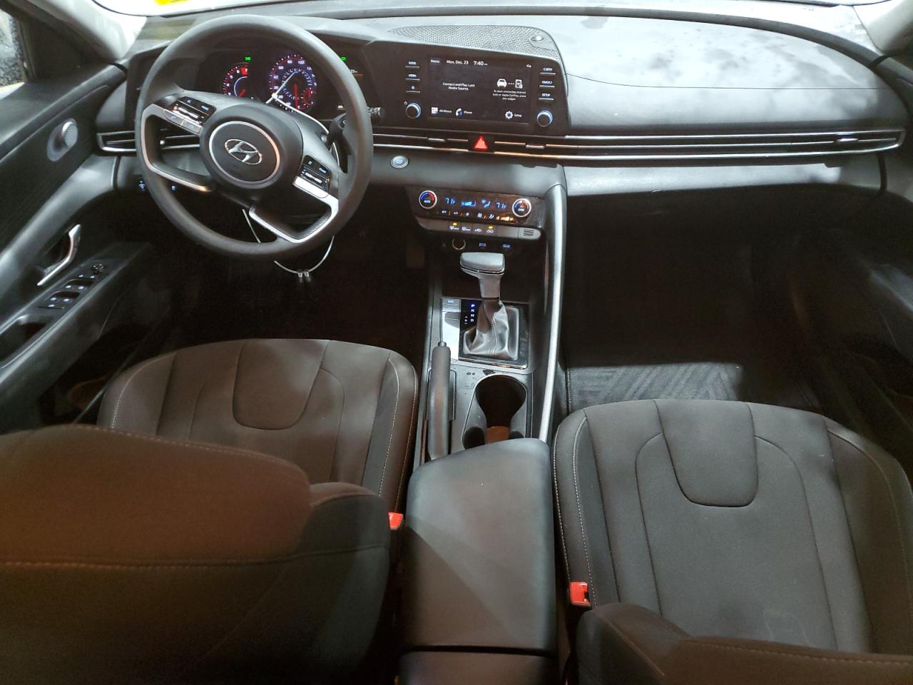 2023 HYUNDAI ELANTRA SEL VIN:KMHLM4AG0PU581552