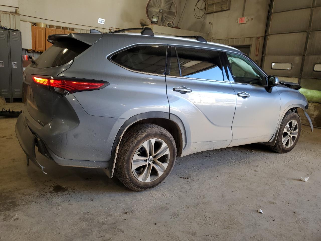 2022 TOYOTA HIGHLANDER XLE VIN:1FTNS2EL2DDA60813