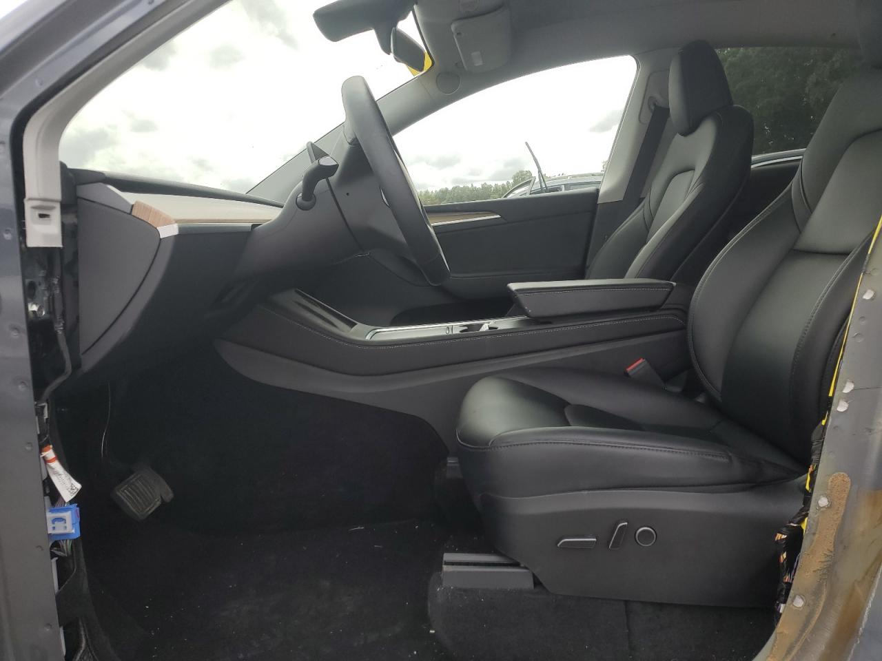 2023 TESLA MODEL Y  VIN:7SAYGDEE6PA043036