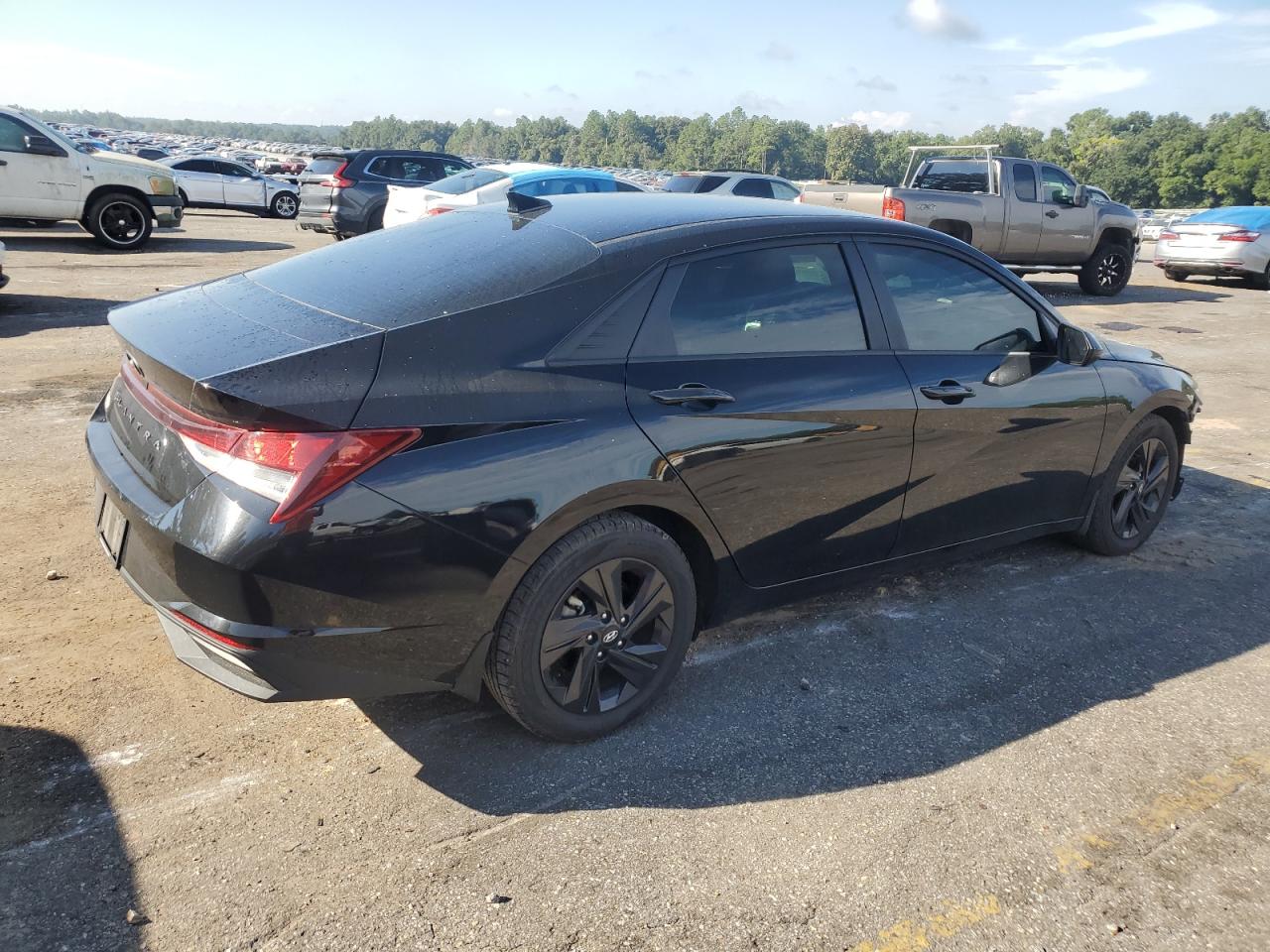 2022 HYUNDAI ELANTRA SEL VIN:KMHLM4AG1NU217377