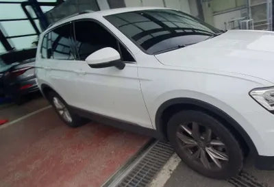 2020 Volkswagen Tiguan WVGZZZ5NZLW401018 VIN:WVGZZZ5NZLW401018