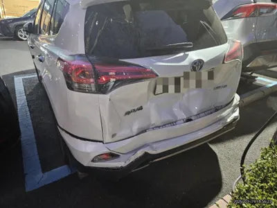 2017 Toyota RAV4 VIN: