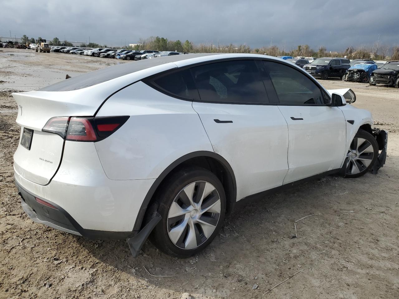 2023 TESLA MODEL Y  VIN:7SAYGDEE3PA089326