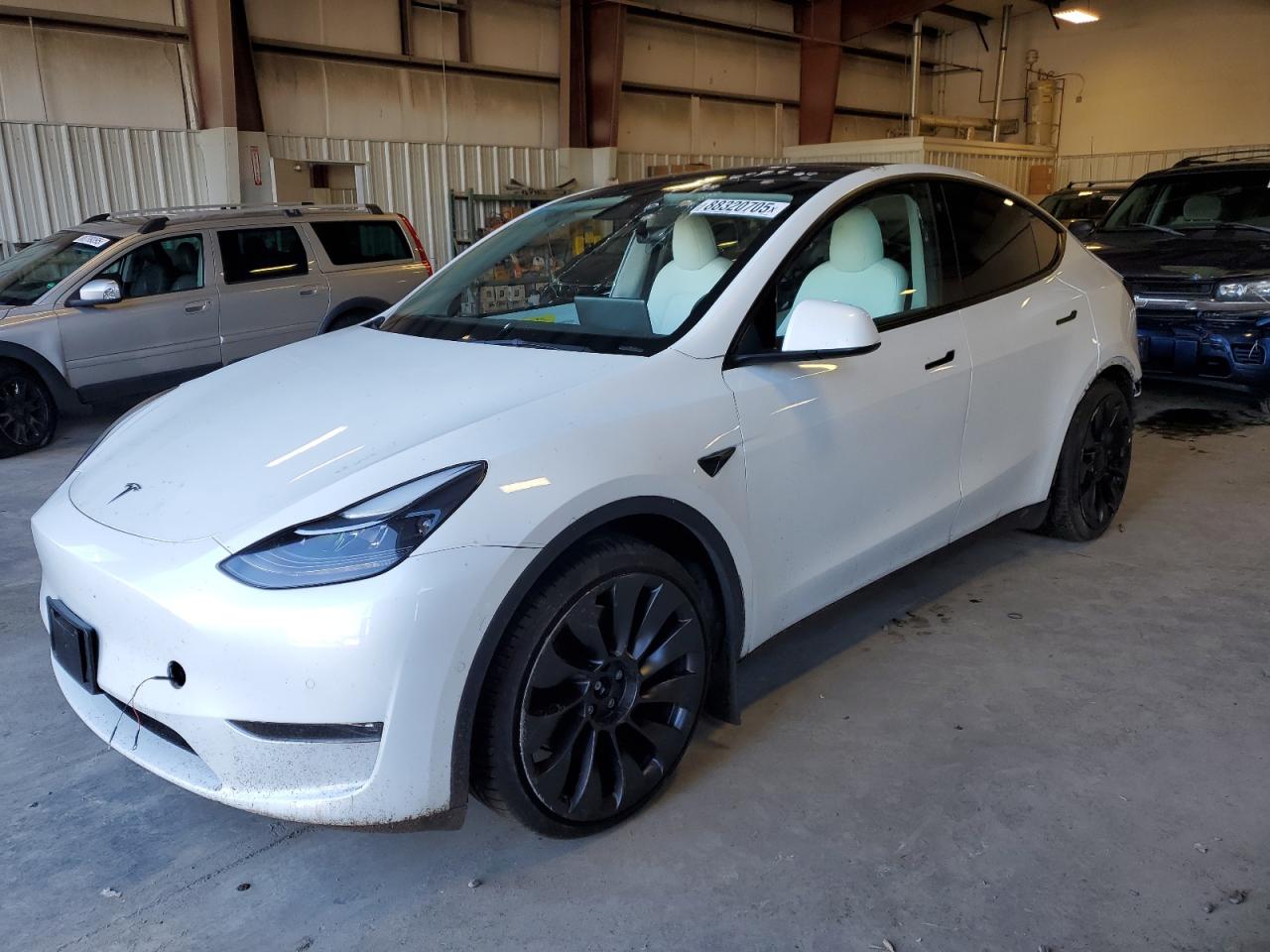 2022 TESLA MODEL Y  VIN:7SAYGDEF1NF448083