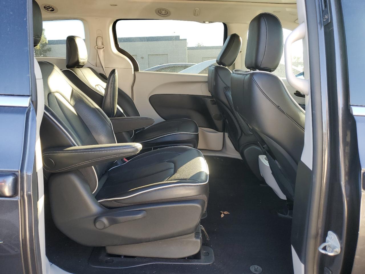 2023 CHRYSLER PACIFICA HYBRID LIMITED VIN:2C4RC1S74PR592579