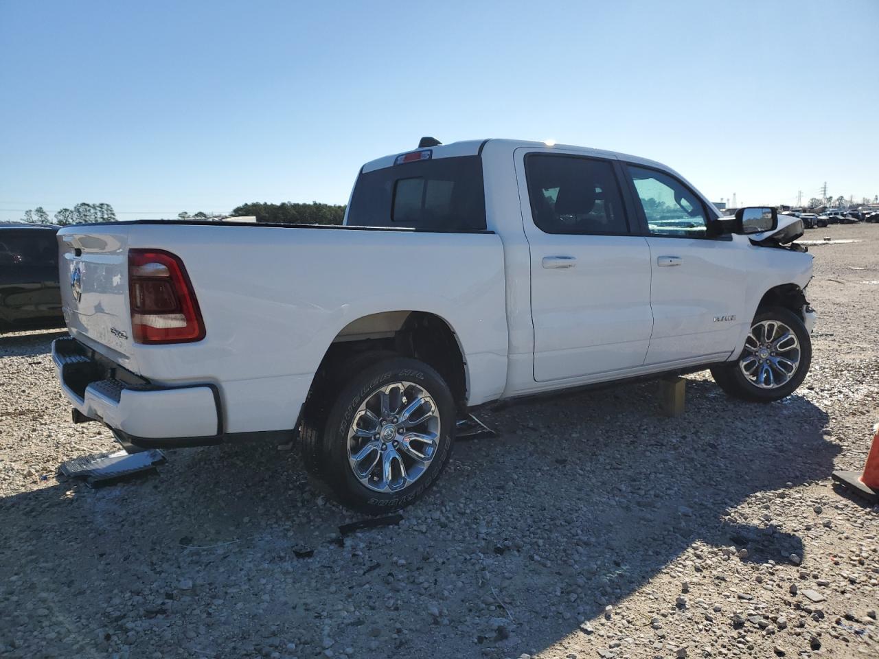 2024 RAM 1500 LARAMIE VIN:1C6SRFJT6RN117101