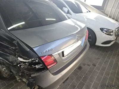 2016 Mercedes-Benz E 220 WDDHF0AB6GB239929 VIN:WDDHF0AB6GB239929