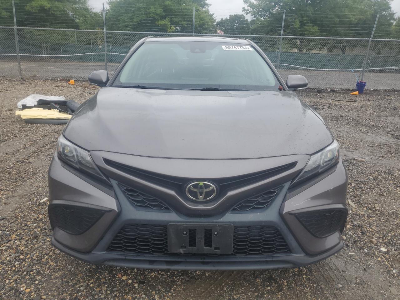 2022 TOYOTA CAMRY SE VIN:4T1T11AK4NU637923