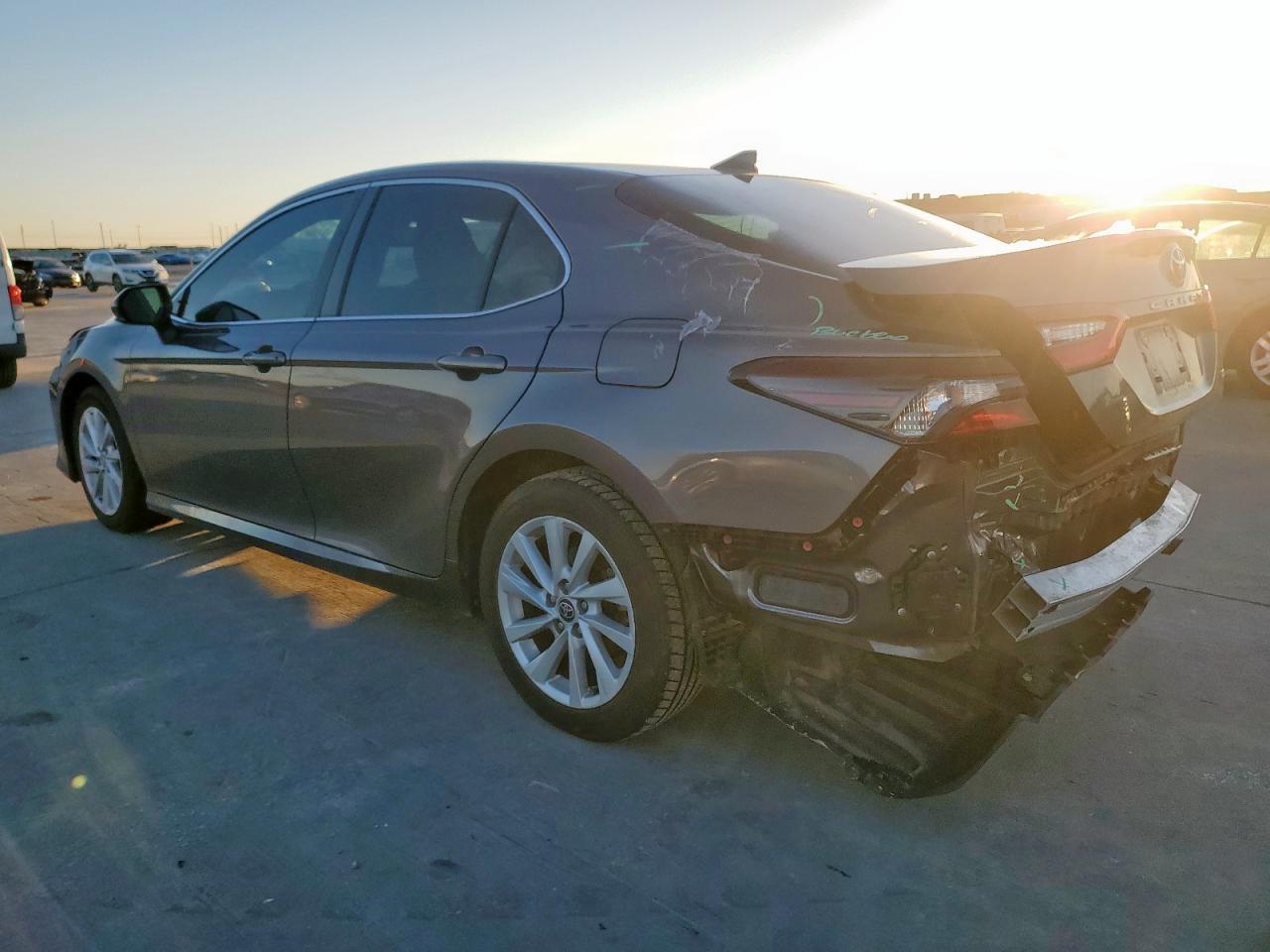 2022 TOYOTA CAMRY LE VIN:4T1R11AK7NU706386