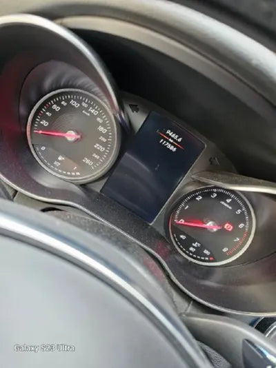 2018 Mercedes-Benz C 200 VIN: