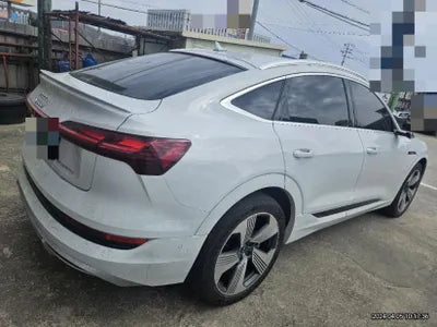2021 Audi e-tron WAUZZZGE0MB043683 VIN:WAUZZZGE0MB043683