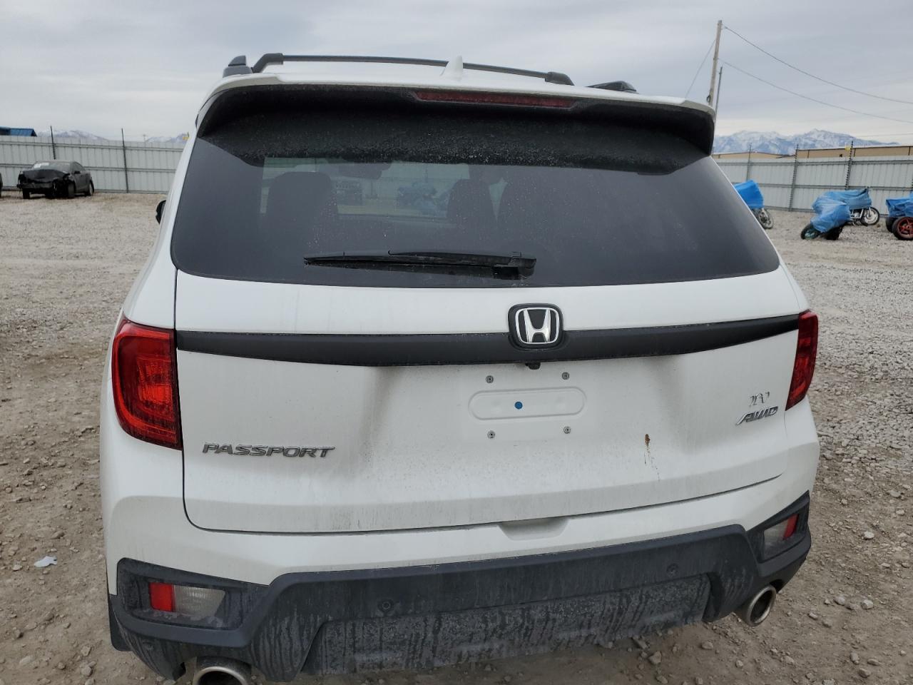 2022 HONDA PASSPORT EXL VIN:5FNYF8H5XNB019129