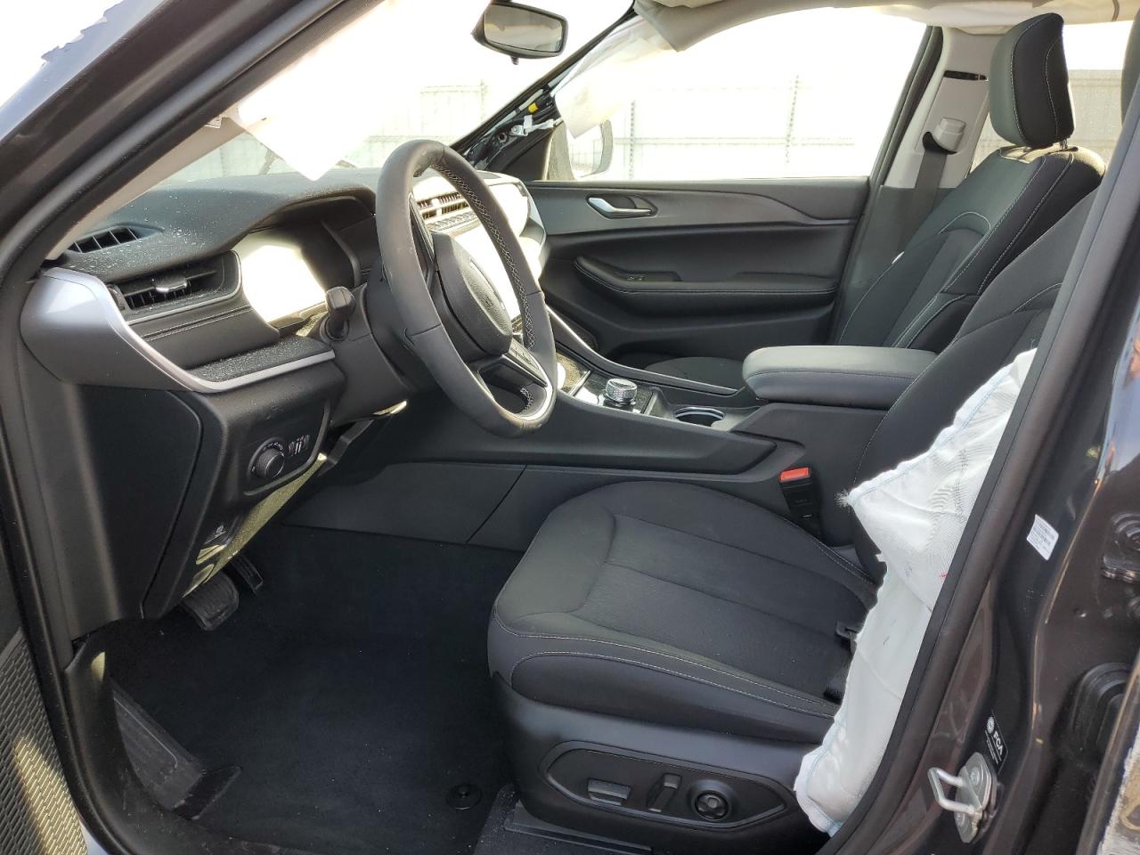 2023 JEEP GRAND CHEROKEE LAREDO VIN:1C4RJHAG6PC647123