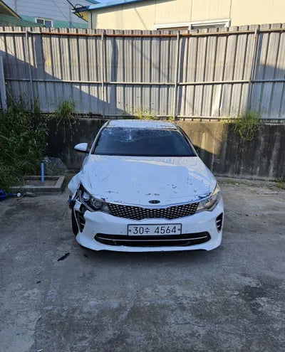2016 Kia K5 KNAGU415GGA013345 VIN:KNAGU415GGA013345