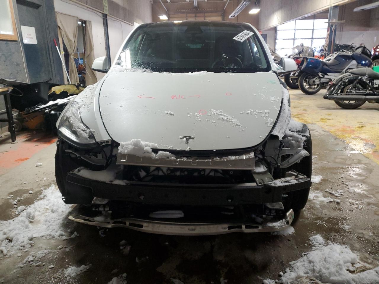 2022 TESLA MODEL Y  VIN:7SAYGDEE6NF366938