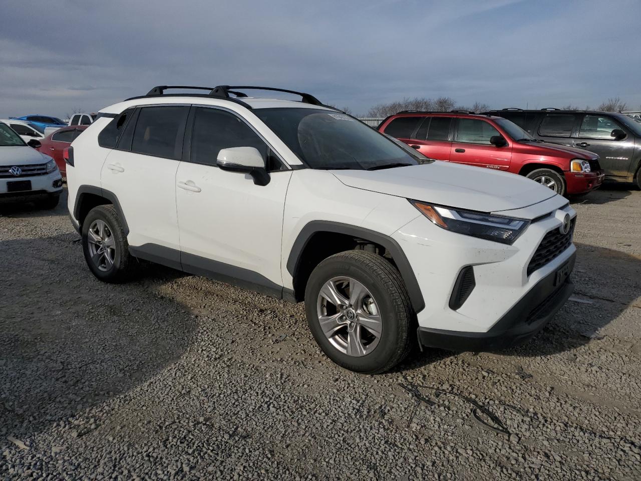 2022 TOYOTA RAV4 XLE VIN:2T3P1RFV6NW274356