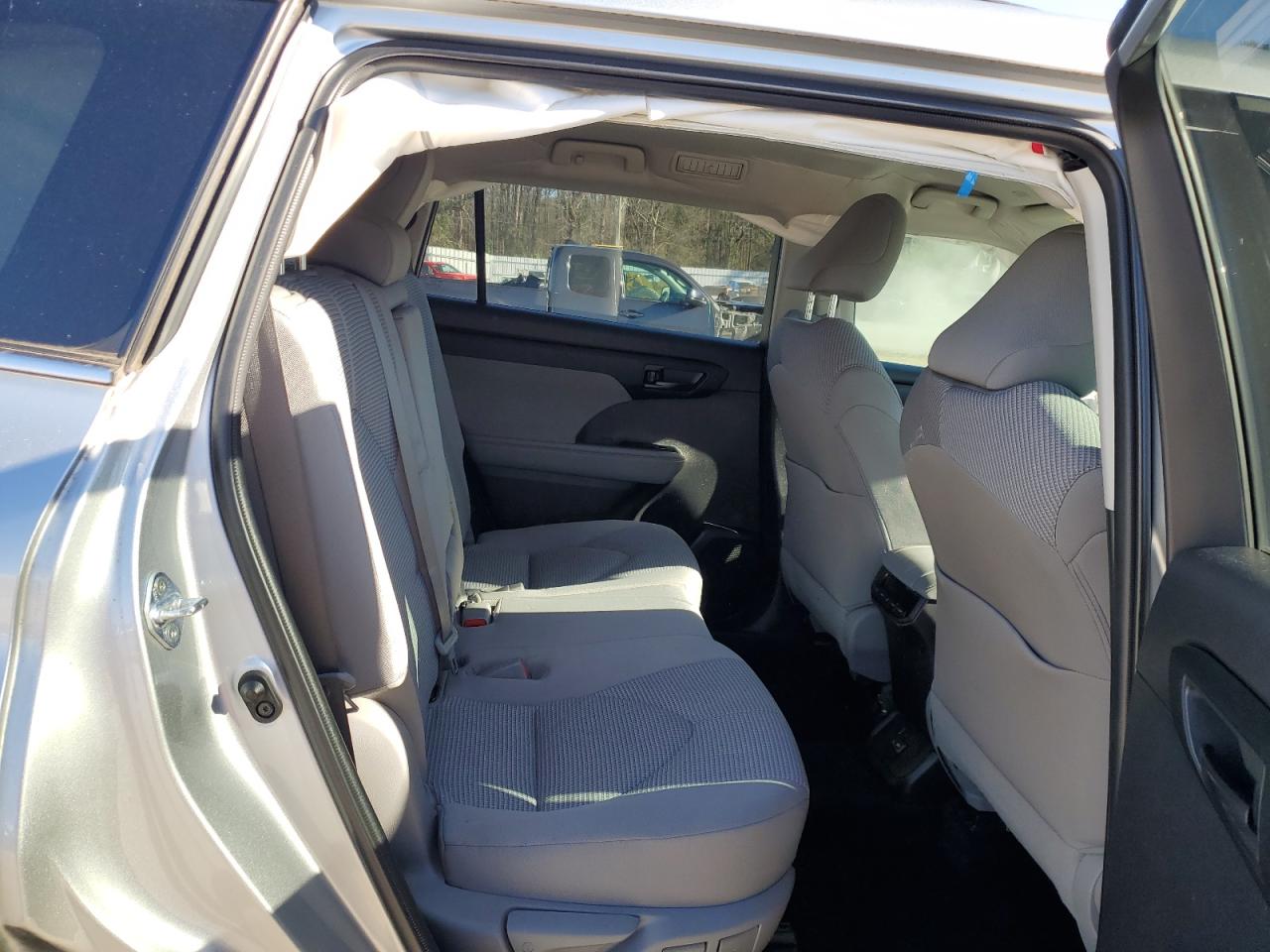 2022 TOYOTA HIGHLANDER L VIN:5TDZZRAH0NS556593