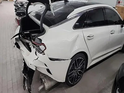 2021 Kia K5 KNAG6412BMA105576 VIN:KNAG6412BMA105576