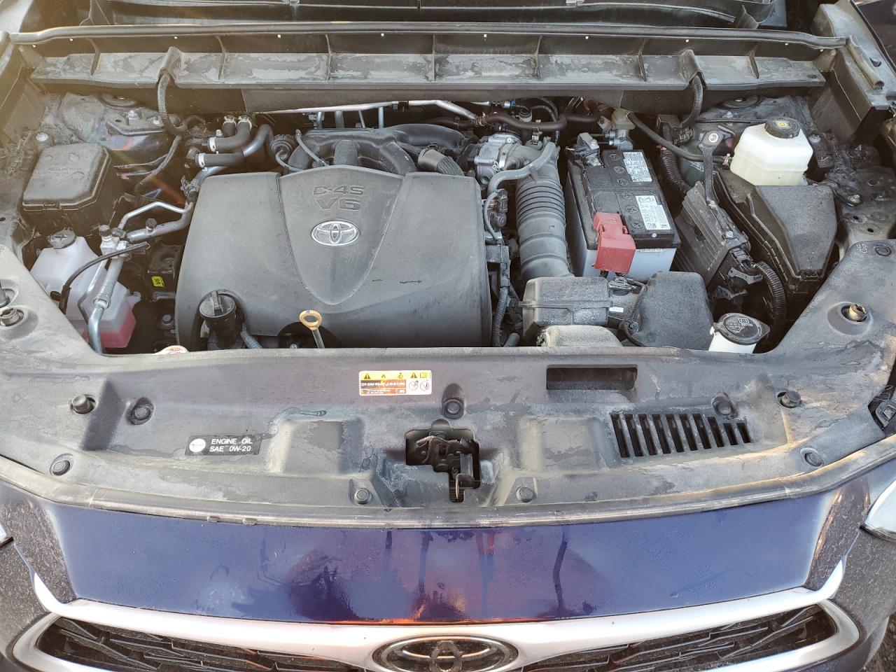 2022 TOYOTA HIGHLANDER XLE VIN:5TDGZRBH9NS592675