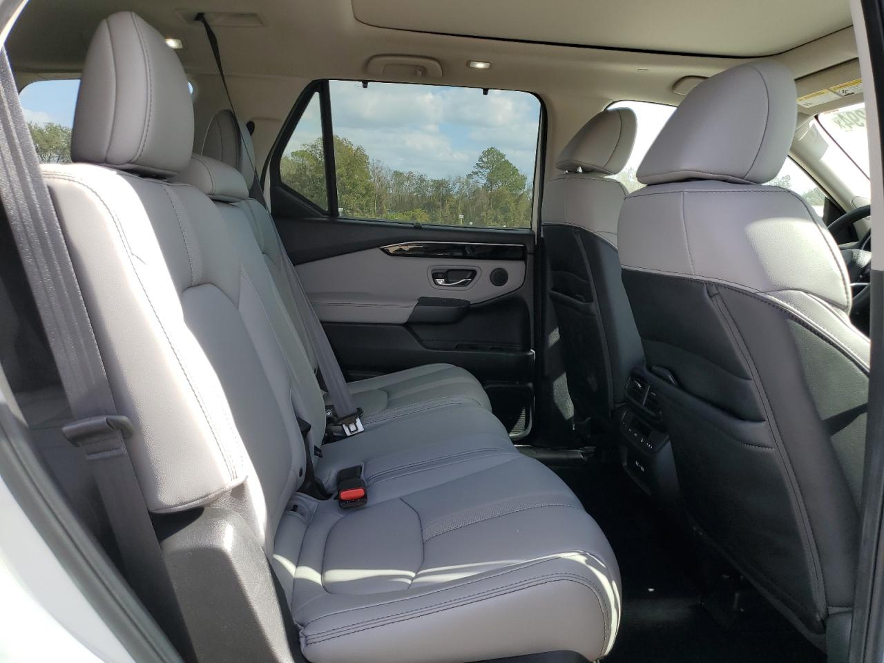 2023 HONDA PILOT TOURING VIN:5FNYG2H76PB013732