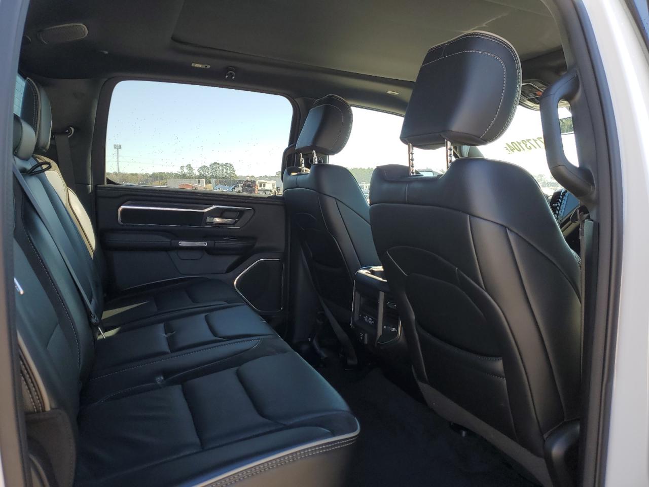 2024 RAM 1500 LARAMIE VIN:1C6SRFJT6RN117101
