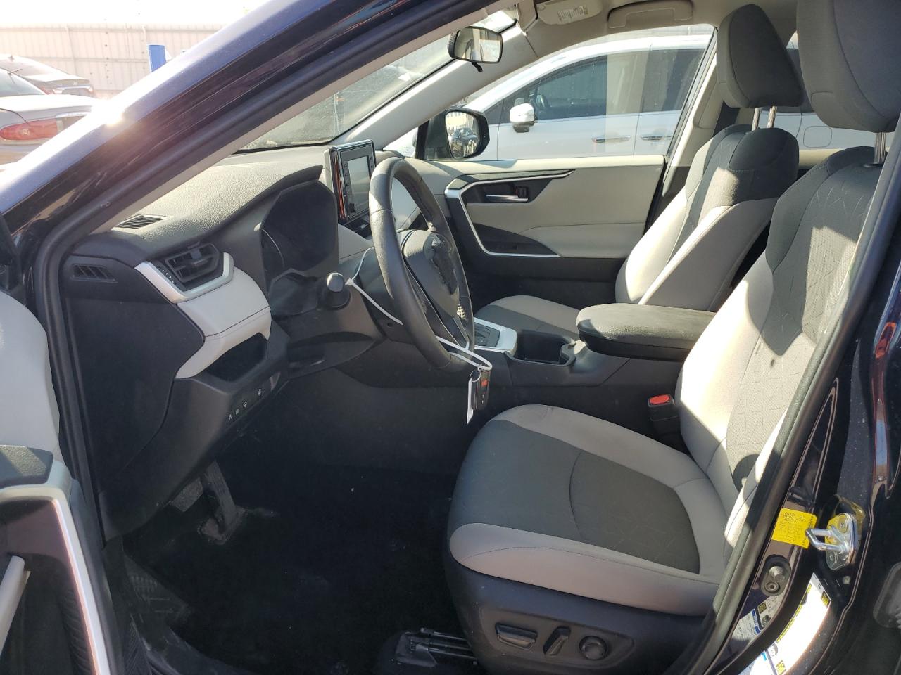 2022 TOYOTA RAV4 XLE VIN:2T3RWRFV9NW134313