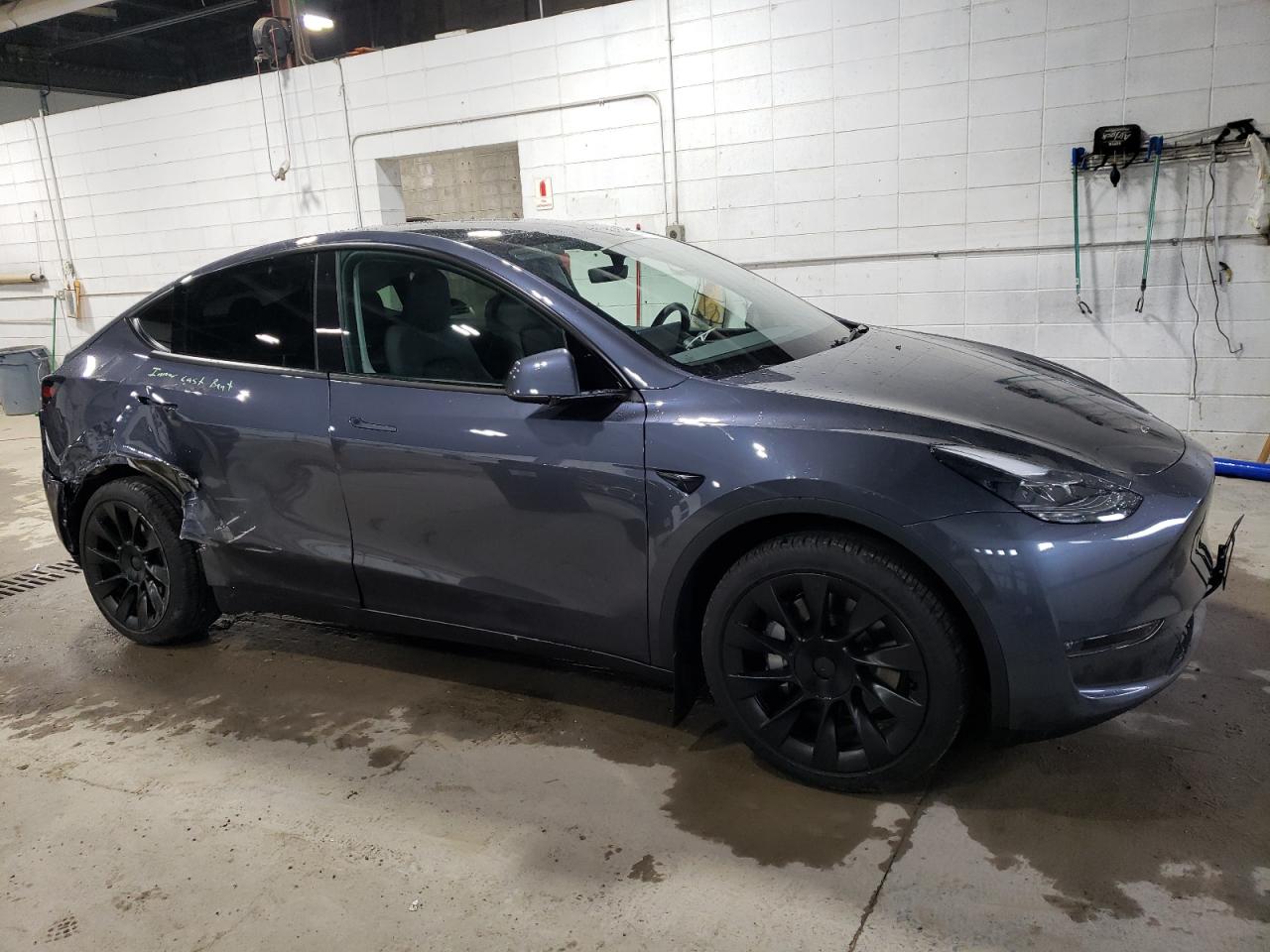 2023 TESLA MODEL Y  VIN:7SAYGDEE6PF698980