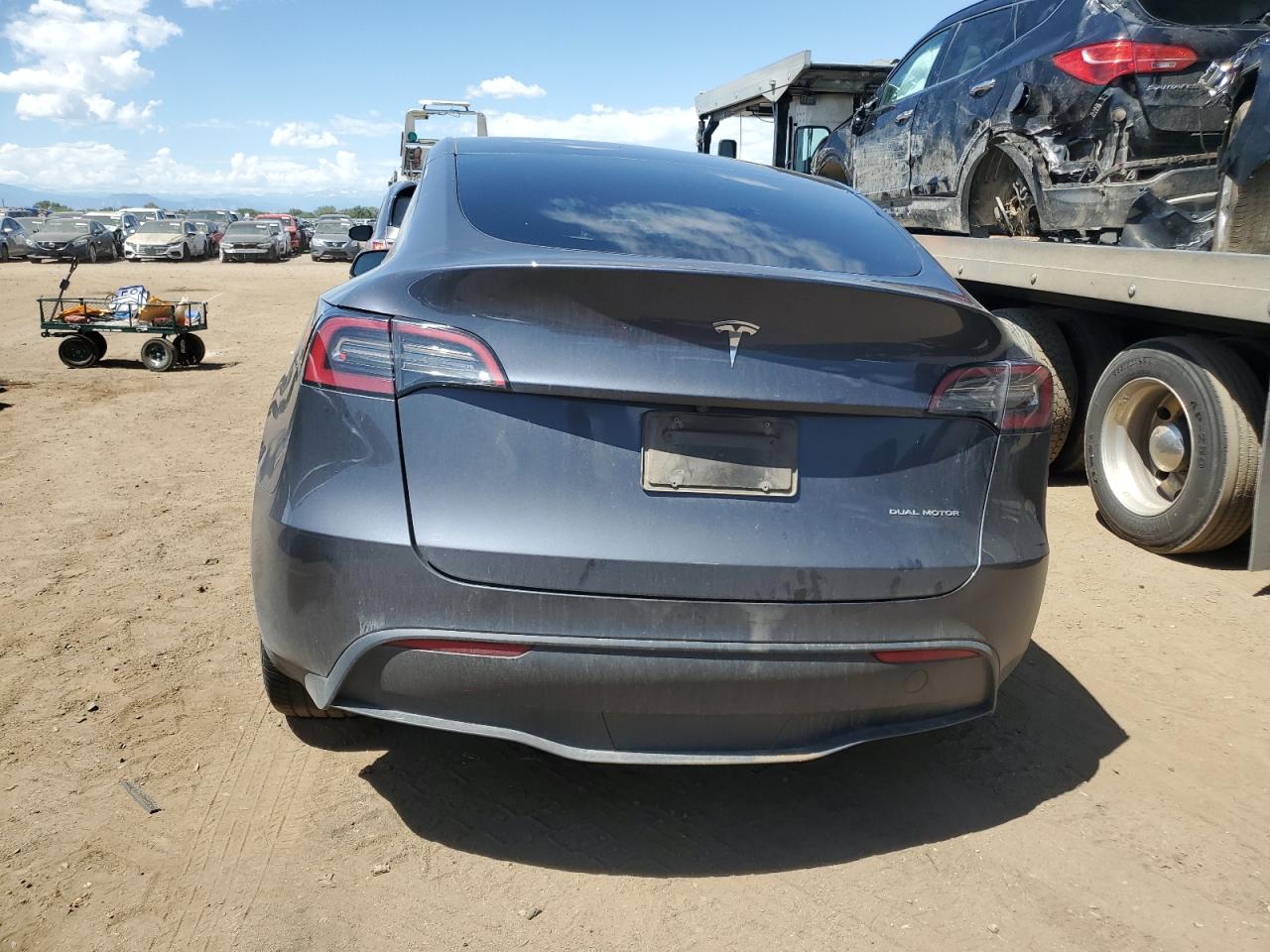 2023 TESLA MODEL Y  VIN:7SAYGAEE0PF645710